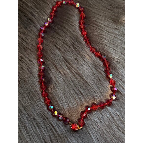 Red Beaded Necklace - Picture 5 of 6